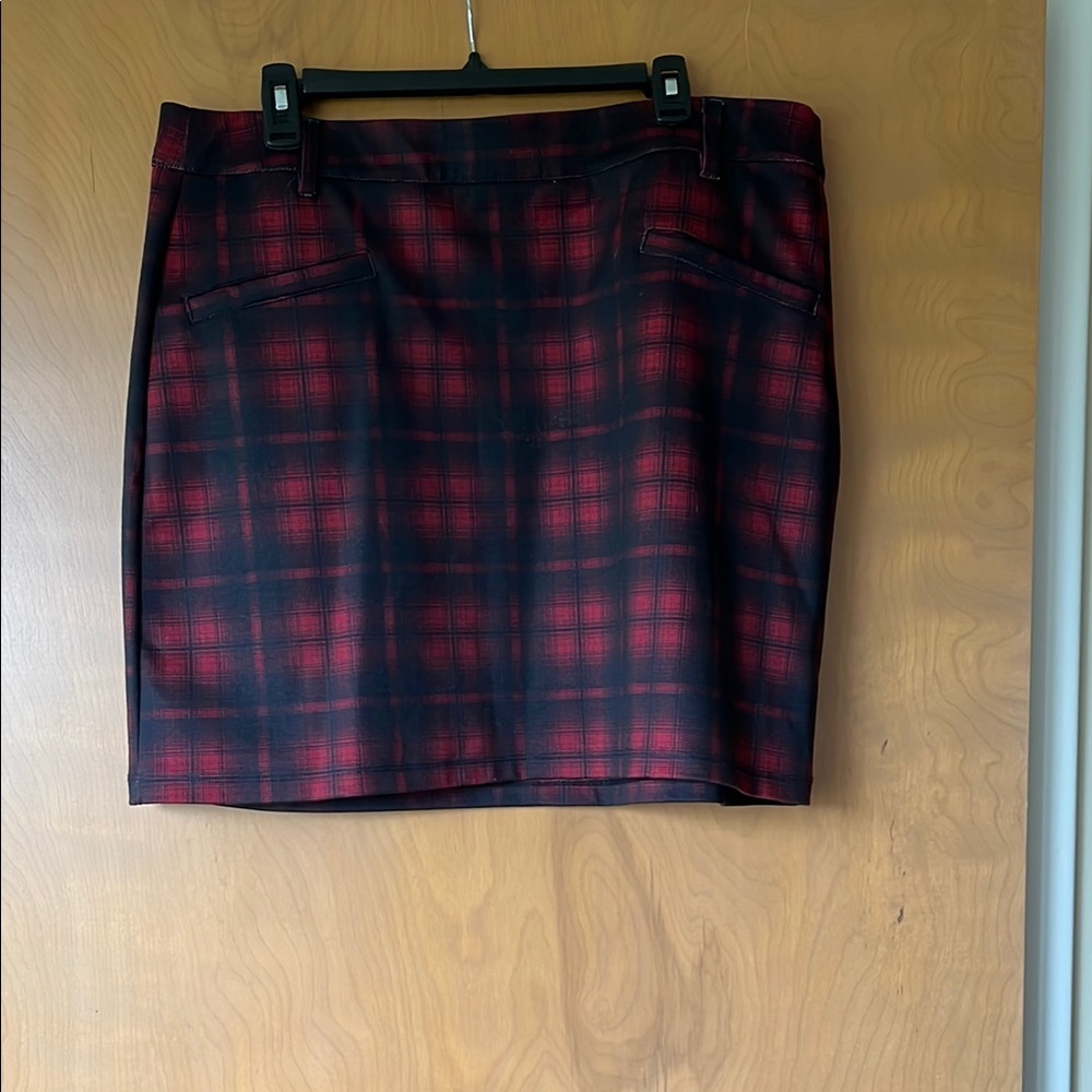 Maurices Black and Red Mini Pencil Skirt